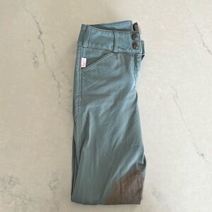 Tailored Sportsman Trophy Hunter breeches - size 22